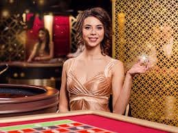 Casino-style slot and live game entertainment on manilaplay